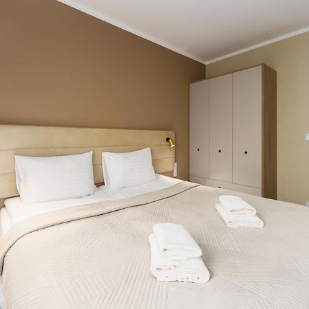 Bel Mare Holiday Apartments Near The Beach With Parking By Noclegi Renters Miedzyzdroje Exteriör bild