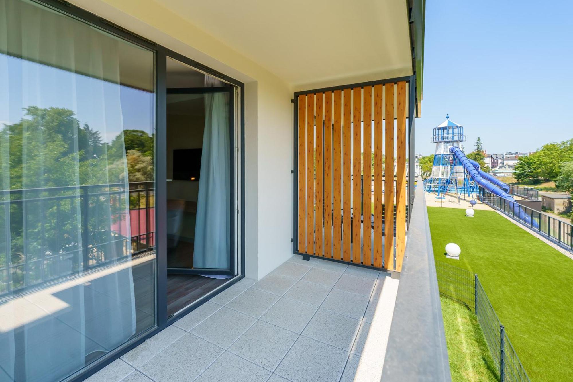 Bel Mare Holiday Apartments Near The Beach With Parking By Noclegi Renters Miedzyzdroje Exteriör bild