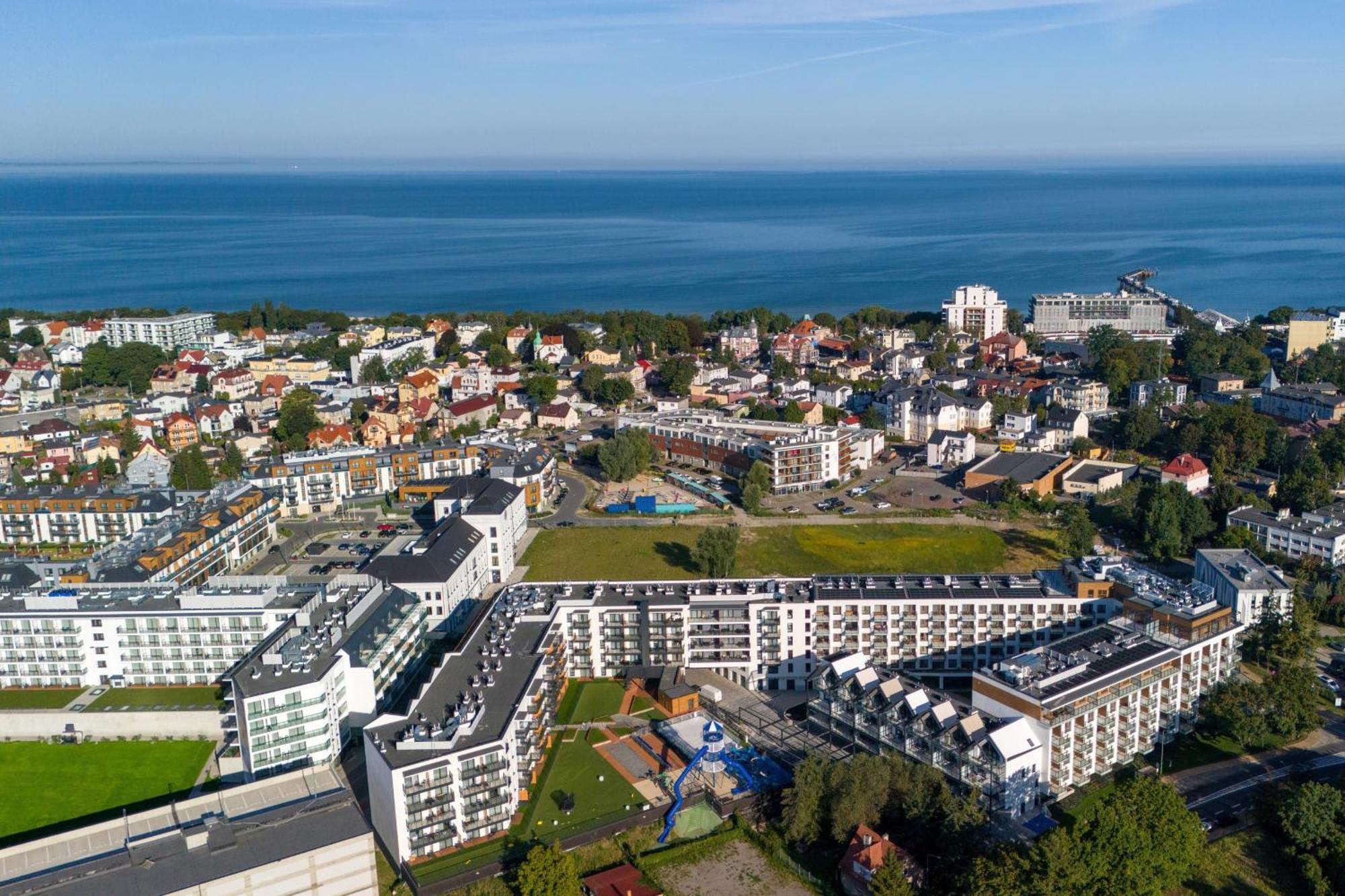 Bel Mare Holiday Apartments Near The Beach With Parking By Noclegi Renters Miedzyzdroje Exteriör bild